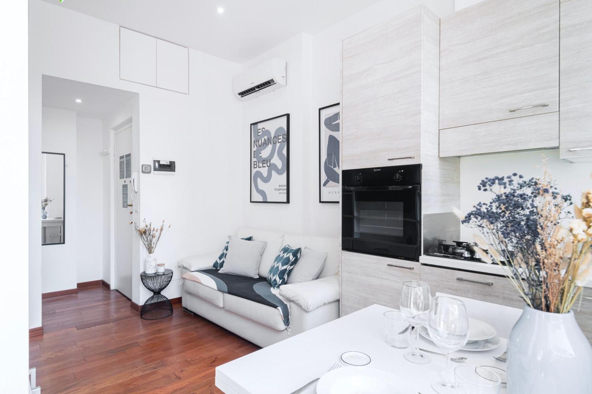 Nice And Cozy Studio In Porta Romana By Easylife Milão Exterior foto